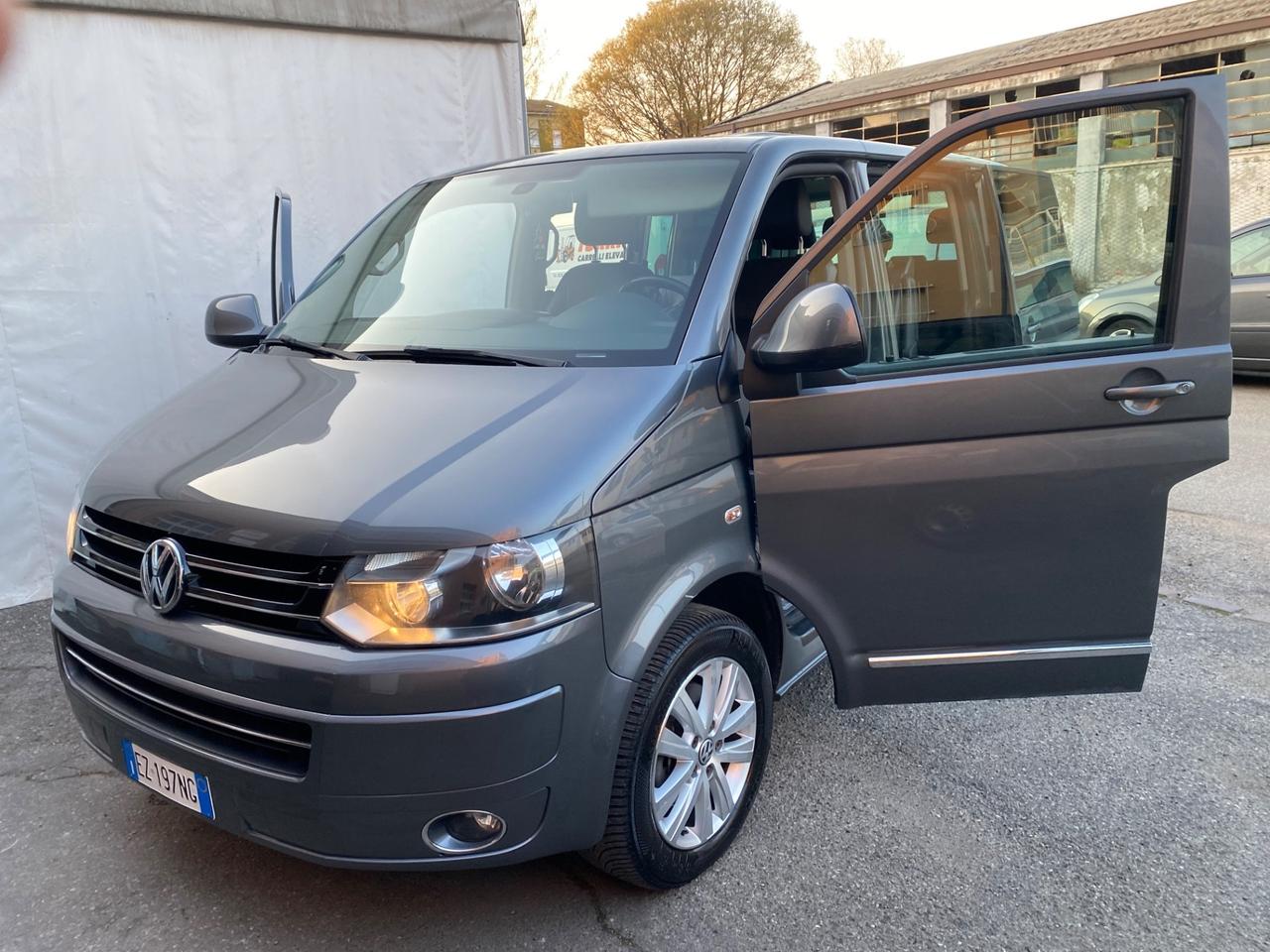 Volkswagen Multivan 2.0 TDI 140CV Highline 7 posti NEOPATENTATI!!!