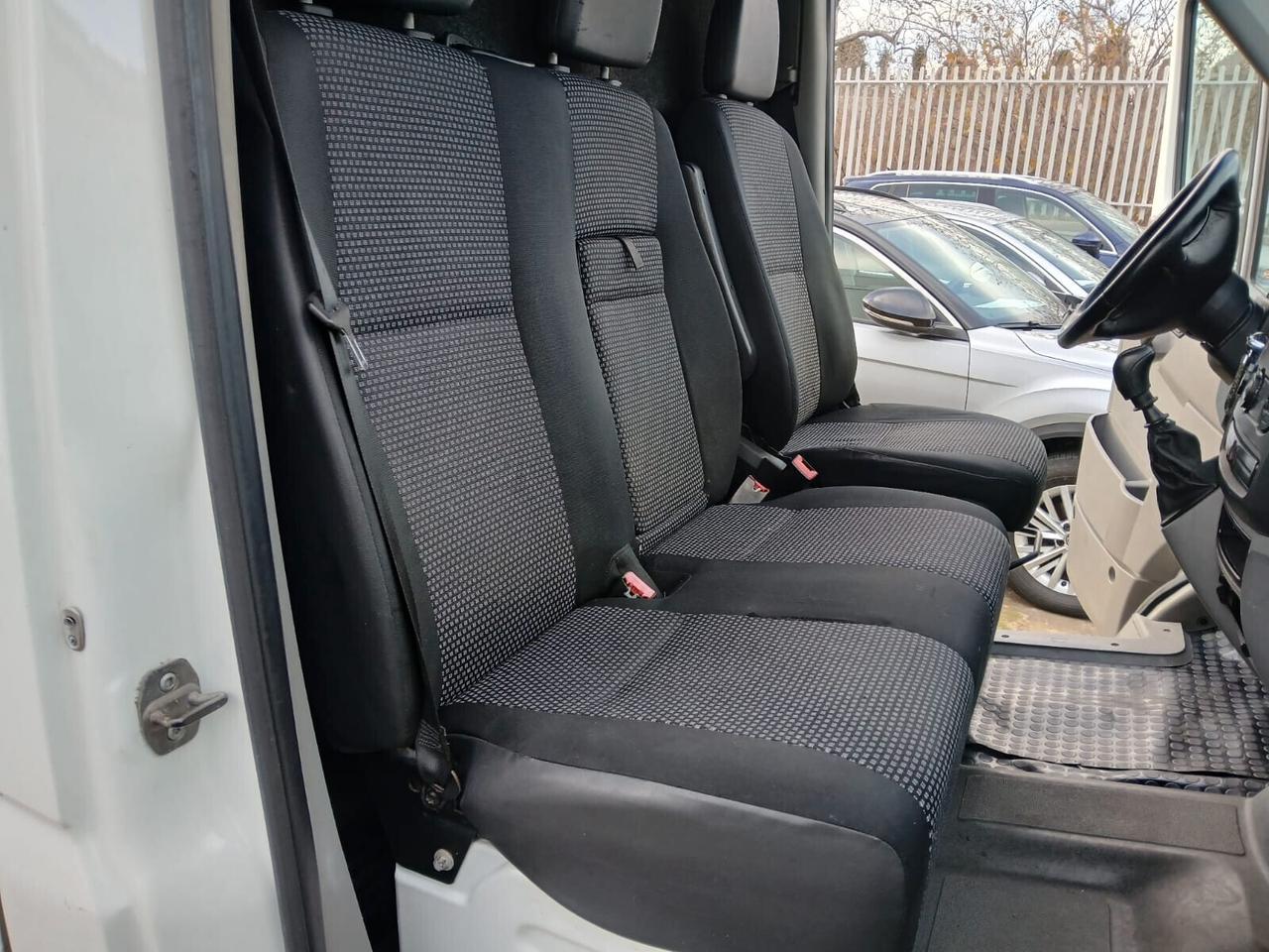 Mercedes-Benz Sprinter 318 CDI F37/35