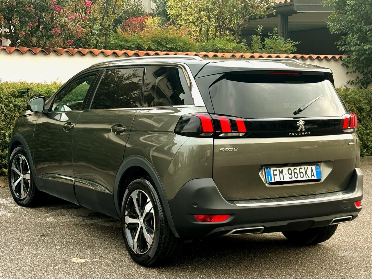PEUGEOT 5008 2.0D 6m- 7POSTI -119000km-FULL-2018