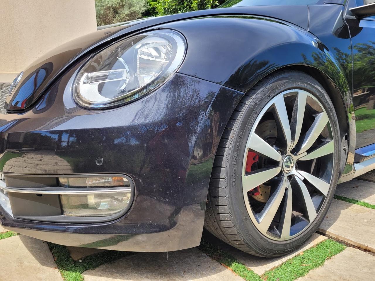 Volkswagen Maggiolino 2.0 TSI DSG Sport
