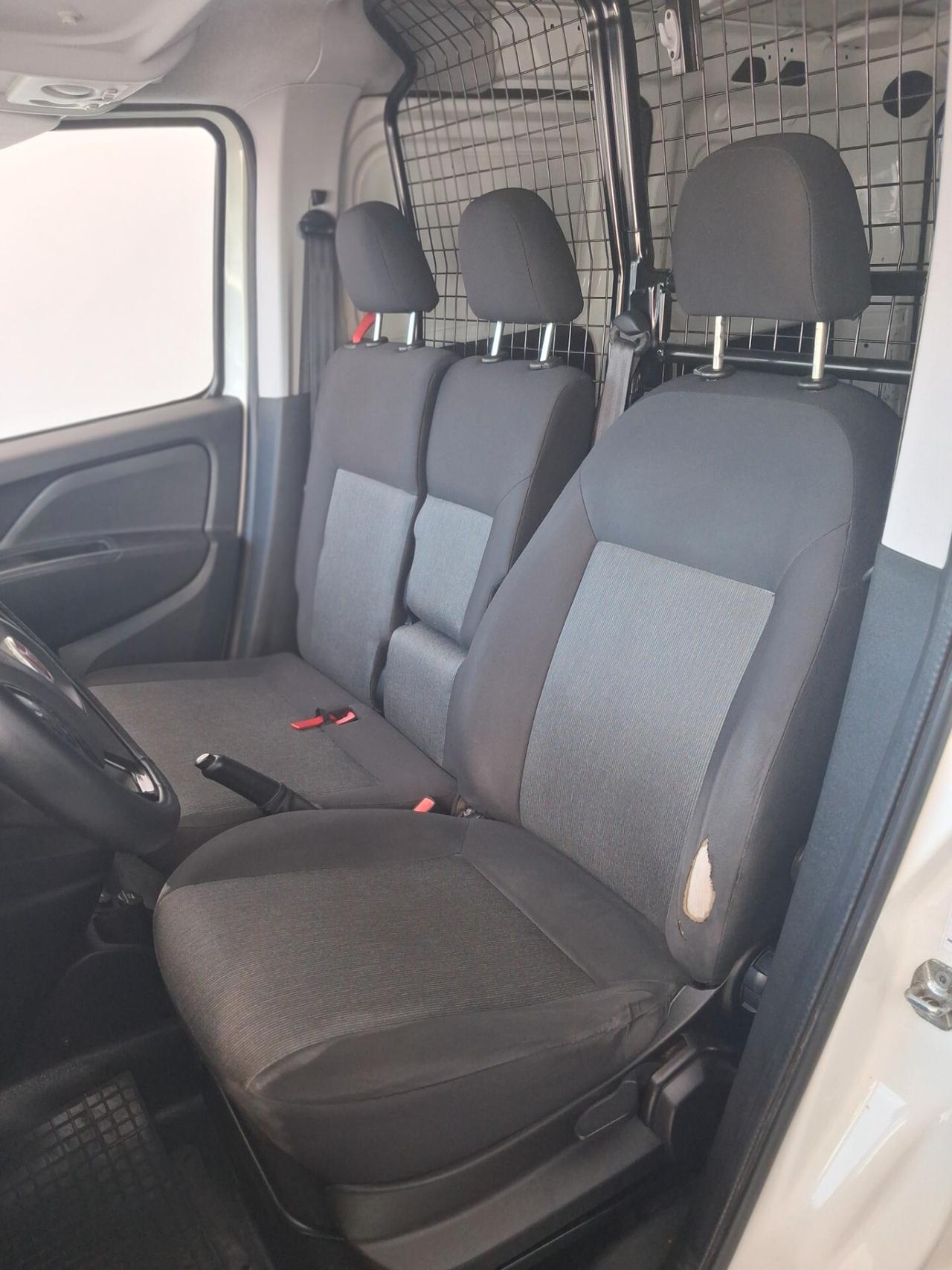 Fiat Doblò 1.4 16V 120CV 3 posti gpl