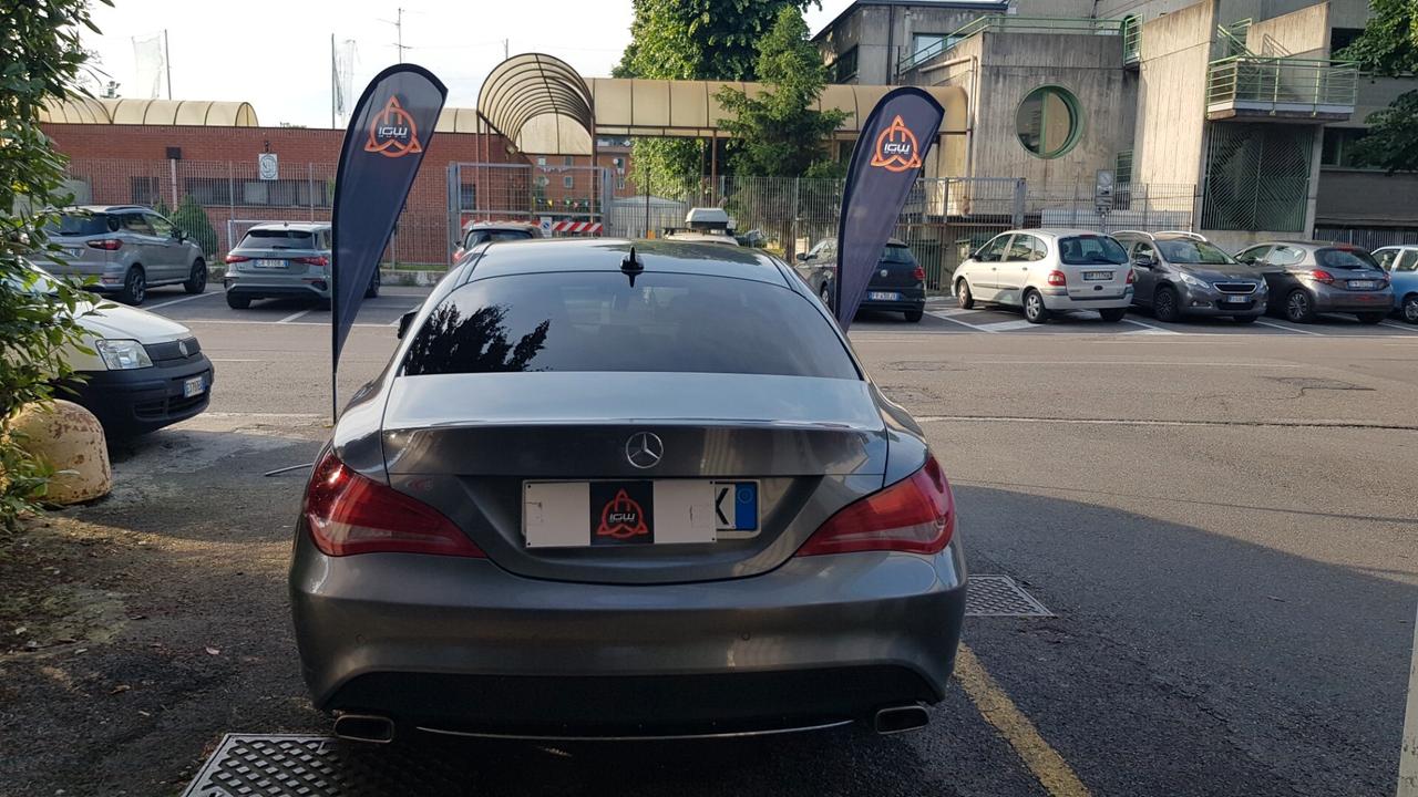 Mercedes-benz CLA 180 BLACK LINE UNI PRO!!!