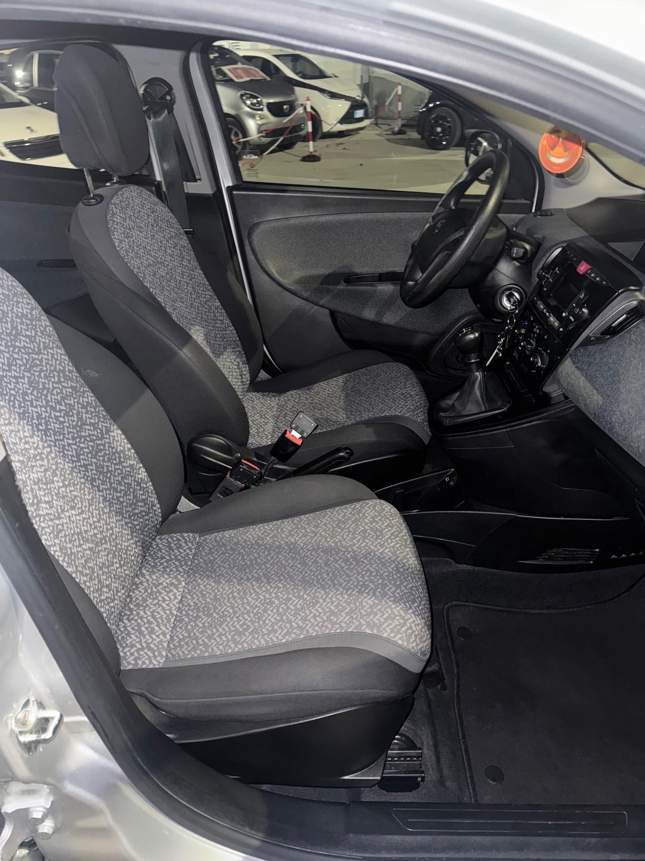 Lancia Ypsilon 0.9 TwinAir 5 porte Metano Ecochic Gold