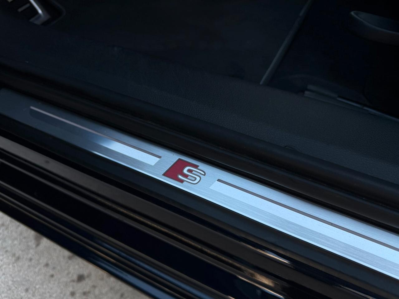 Audi A6 Avant 40 2.0 TDI Sline
