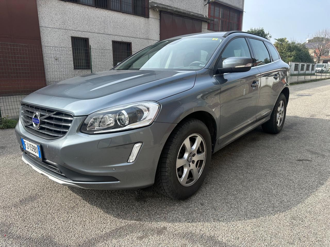 Volvo XC 60 XC60 D4 AWD Geartronic Business EURO6B