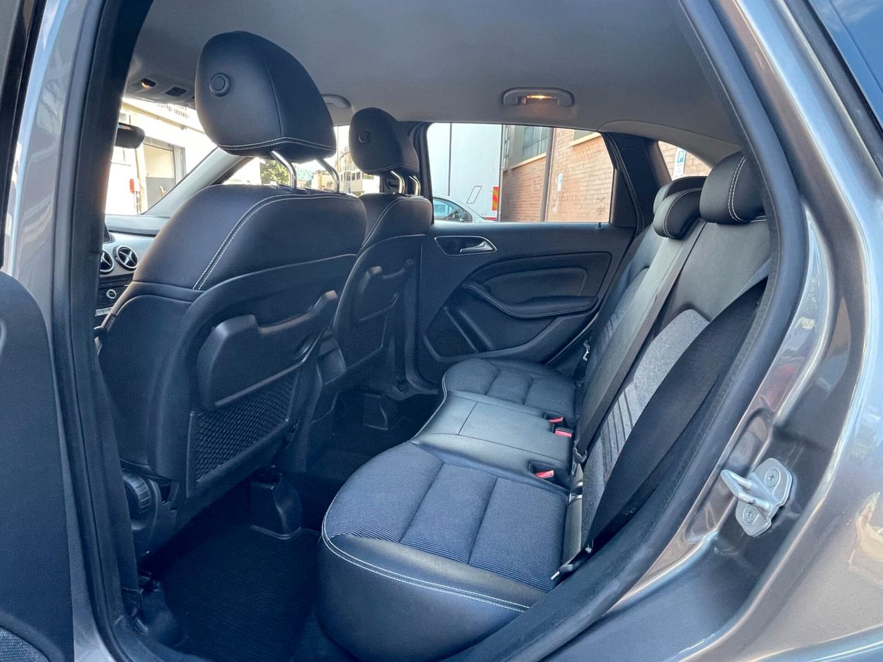 Mercedes-Benz B 180 PREMIUM – UNICO PROPRIETARIO – 139.000 KM