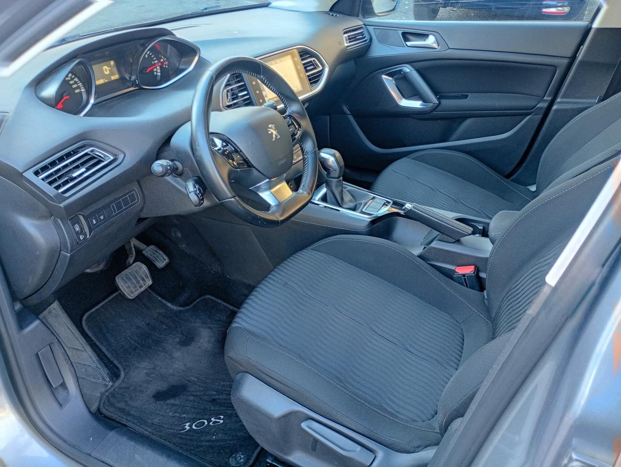 Peugeot 308 BlueHDi 120 S&S EAT6 SW Business