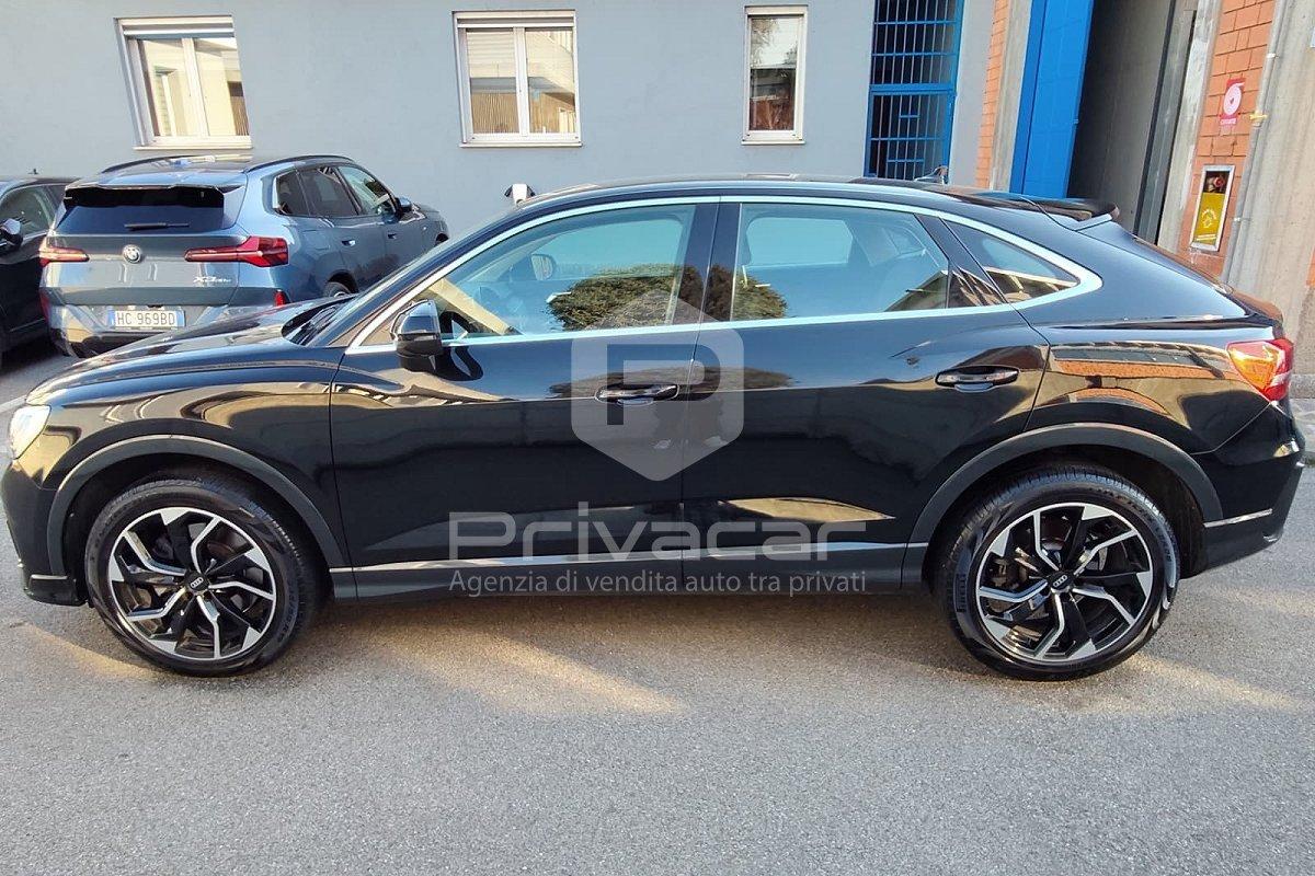 AUDI Q3 45 TFSI quattro S tronic Business Advanced