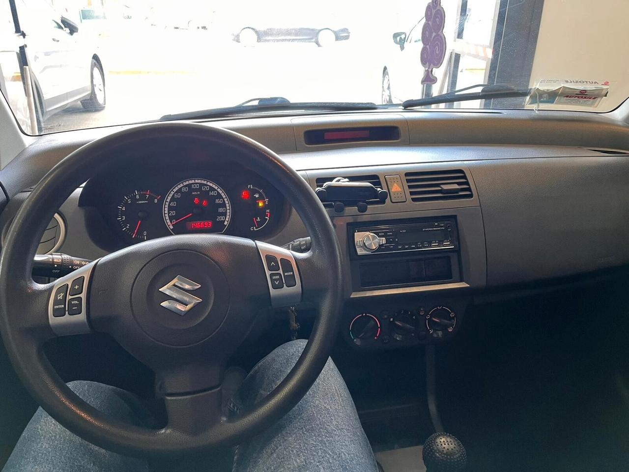 Suzuki Swift 1.3 5p. GLX