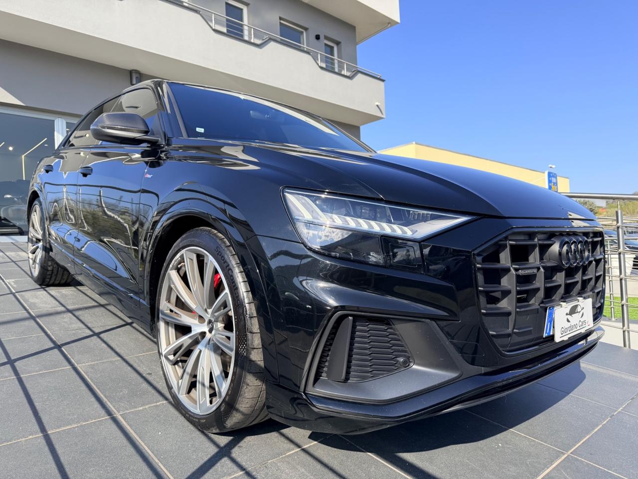 Audi Q8 50 TDI 286 CV quattro s-line plus cerchi 23