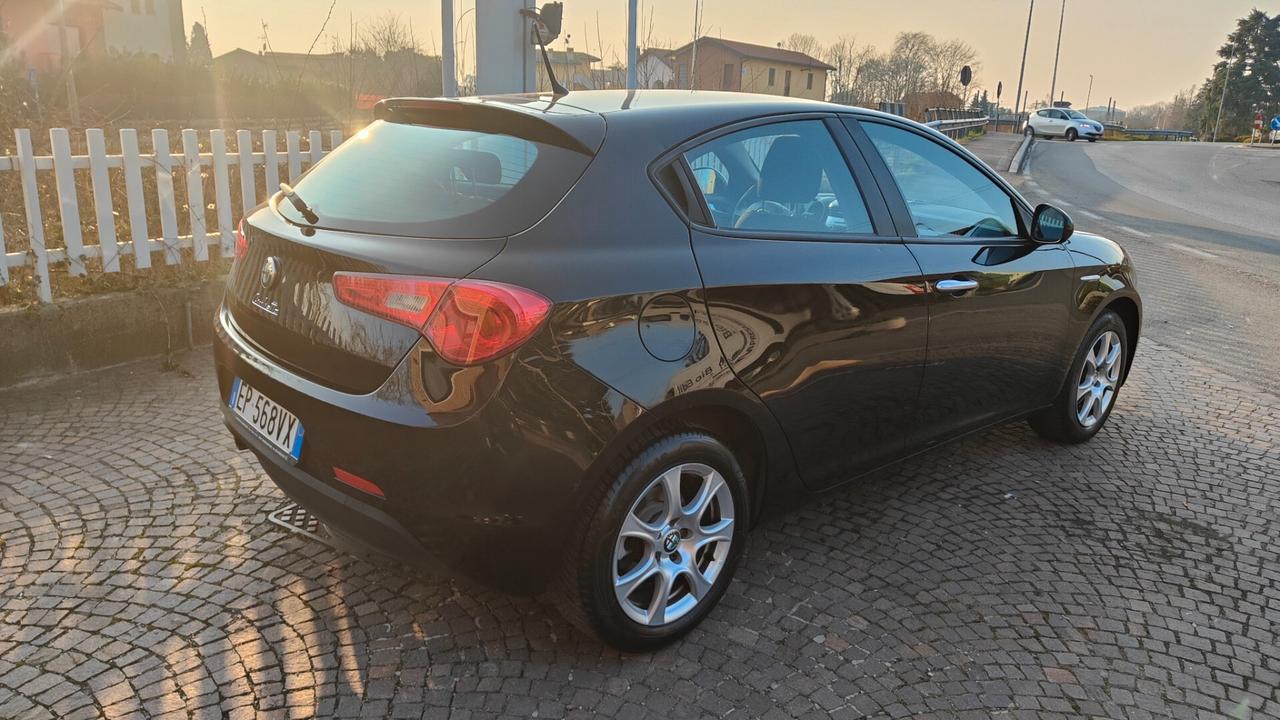 Alfa Romeo Giulietta 1.4 Turbo 120 CV Progression