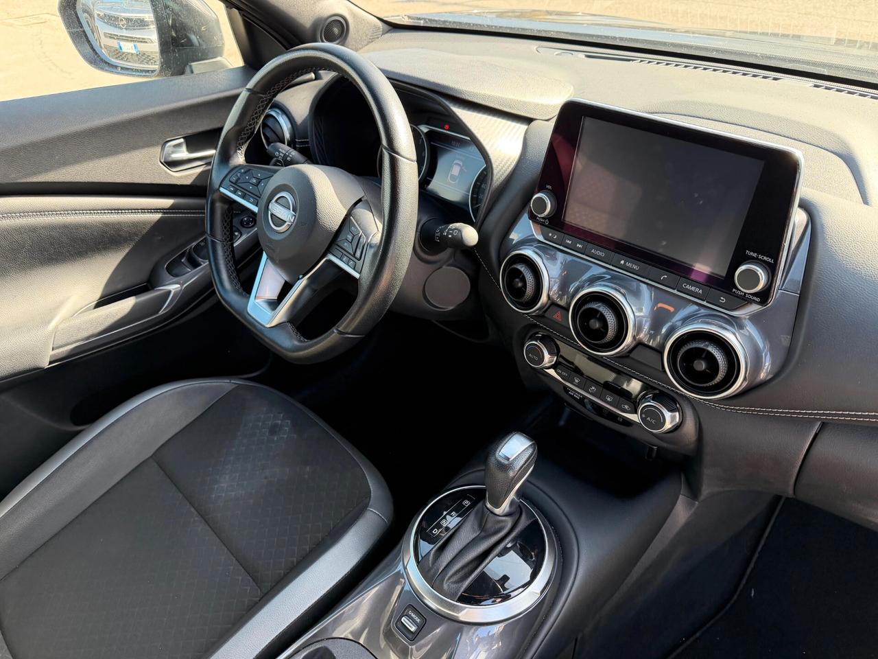Nissan Juke 1.0 DIG-T 114 CV DCT TN-Connect