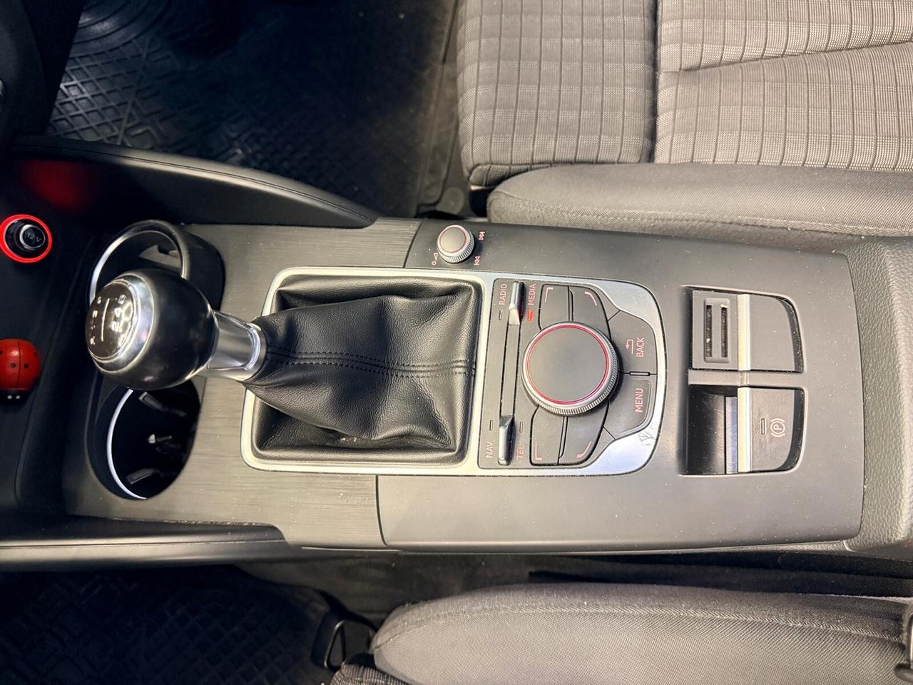 Audi A3 SPB CON TETTO 1.6 TDI S-Line