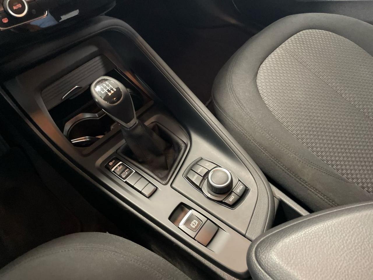 BMW X1 F48 - X1 sdrive18d Advantage