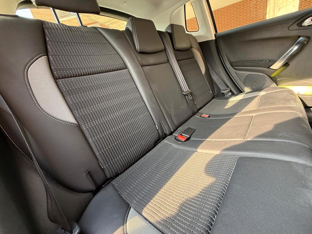 Peugeot 2008 PureTech Turbo 110 S&S Allure