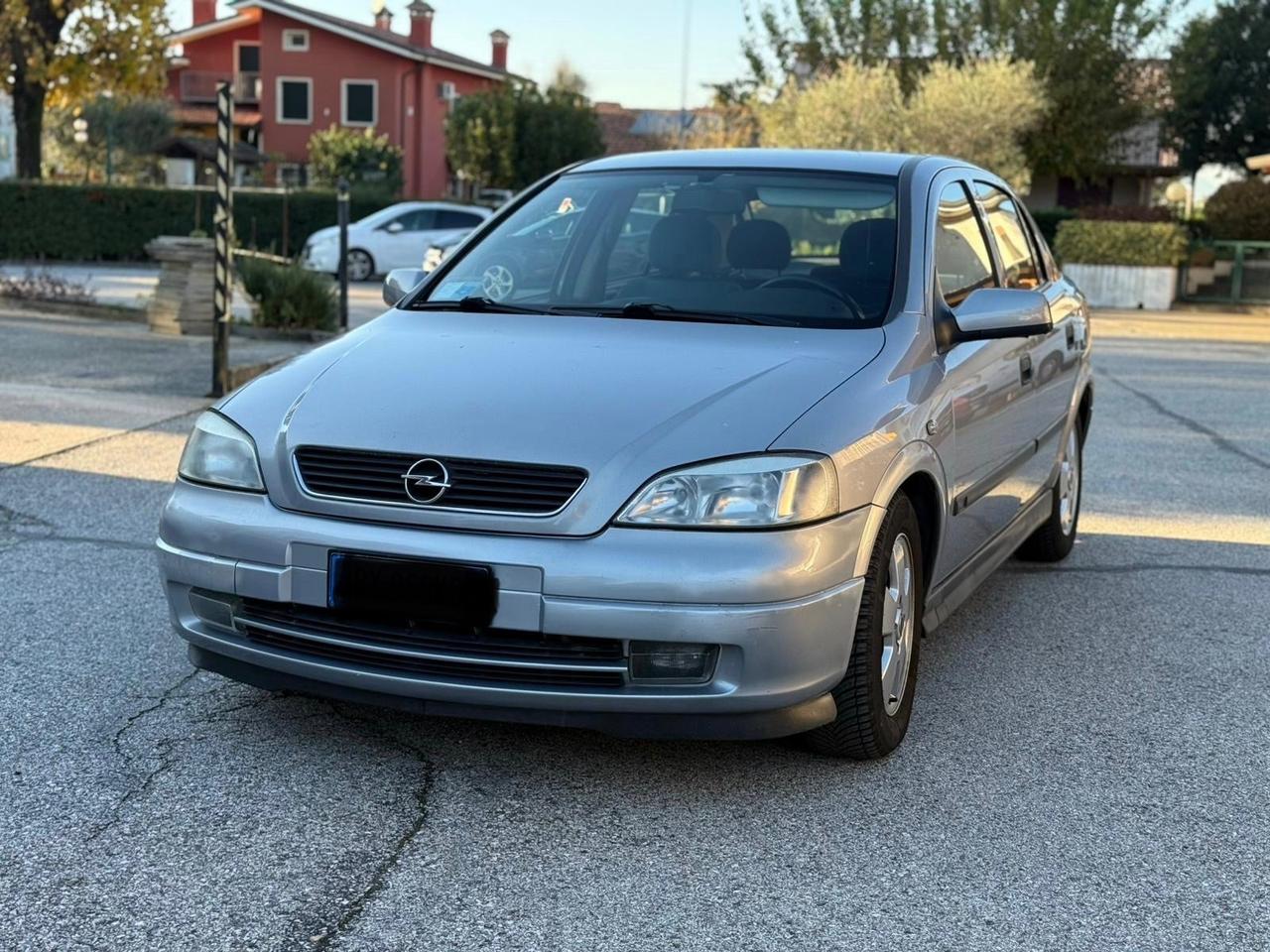 Opel Astra 1.6i 16V cat Station Wagon Club