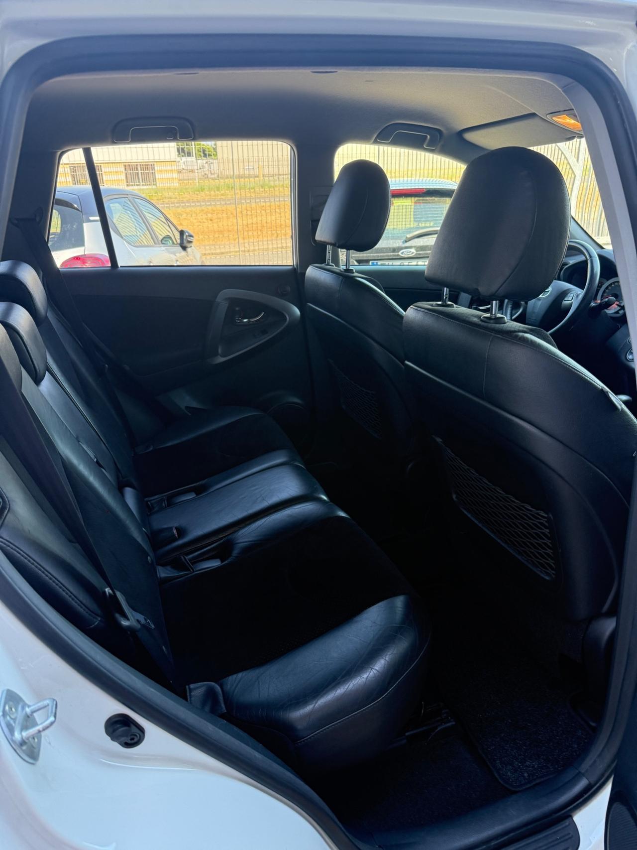 Toyota RAV 4 RAV4 Crossover 2.2 D-Cat A/T 150 CV Executive