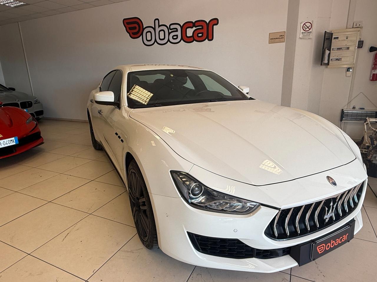 Maserati Ghibli L4 330 CV MHEV