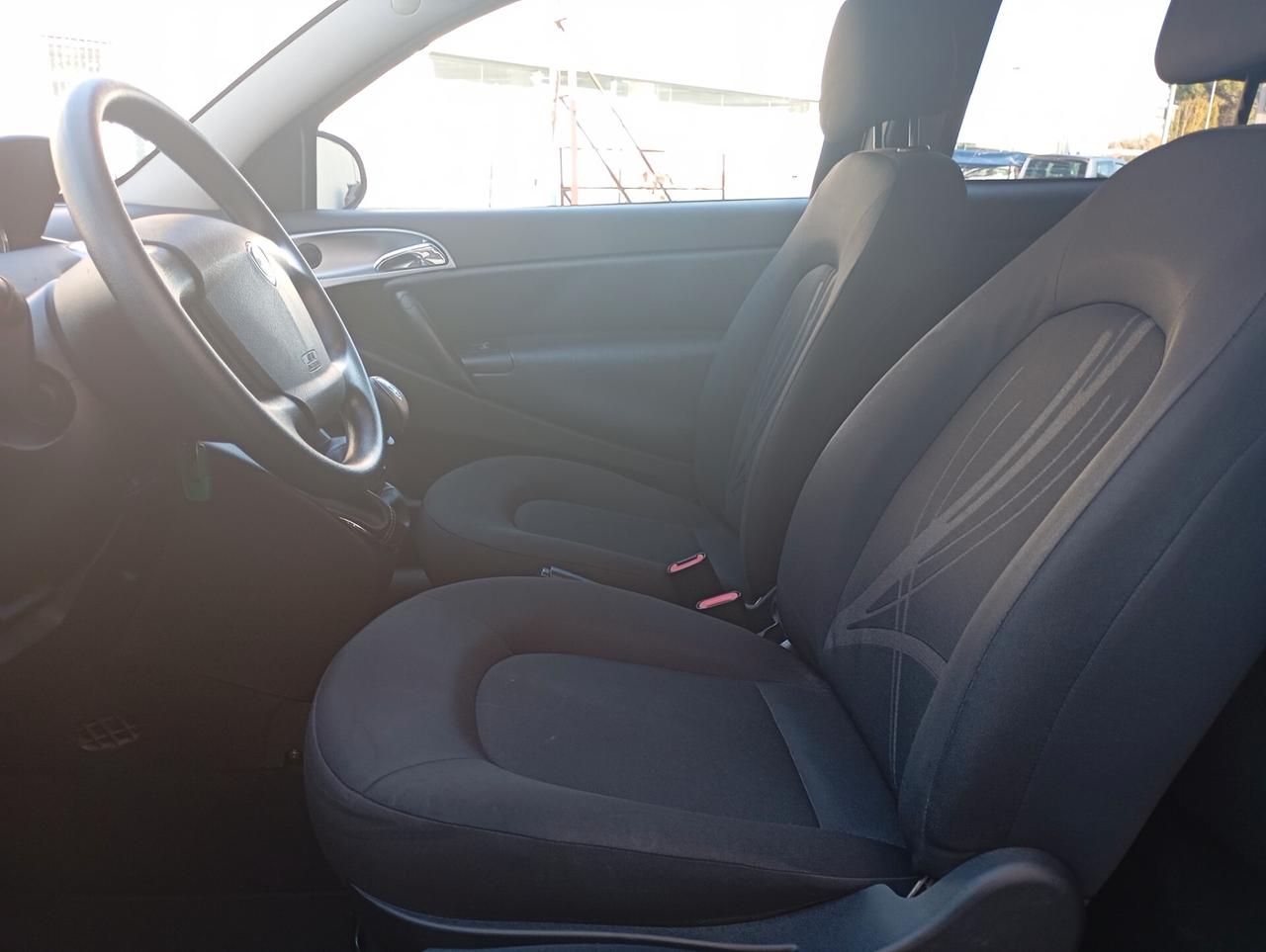 Lancia Ypsilon 1.2 Oro Giallo