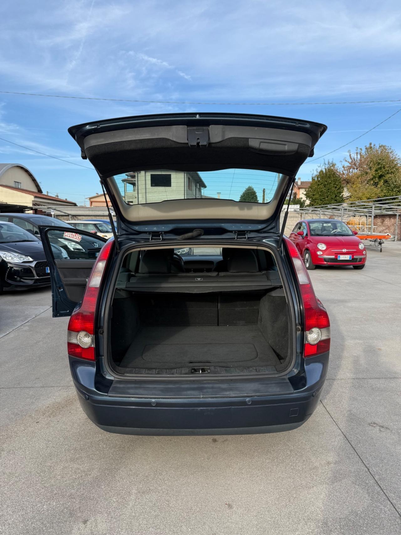 Volvo V50 2.0 D cat Summum 136 CV