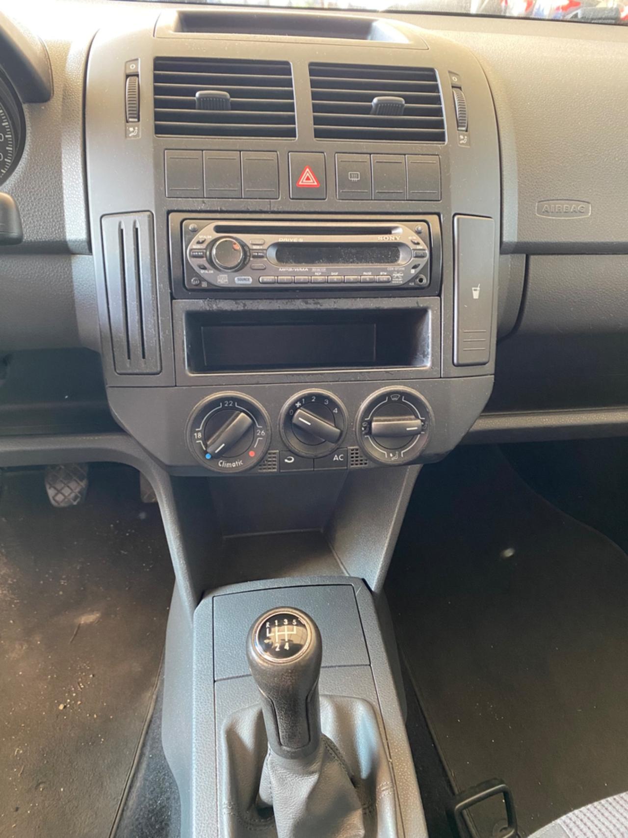 Volkswagen Polo 1.4/80CV 16V 5p. Comfort. BiFuel G
