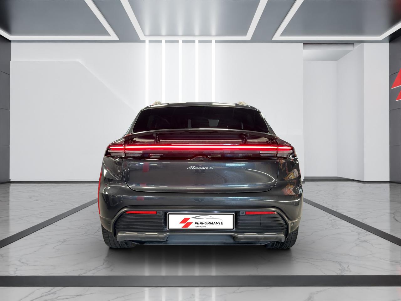 Porsche Macan 4 600km di autonomia, PERFETTA