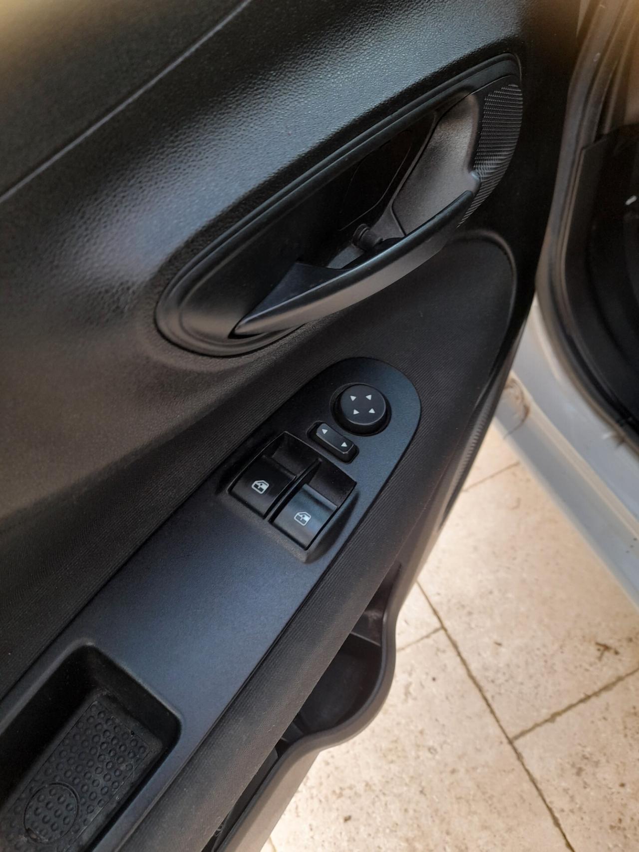 Fiat Grande Punto 1.4 5 porte GPL