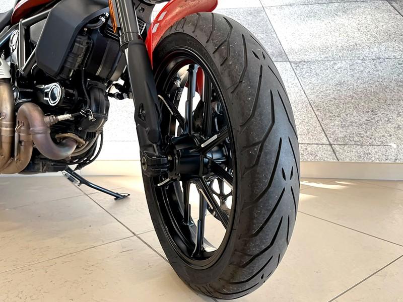Ducati Scrambler 800 Icon
