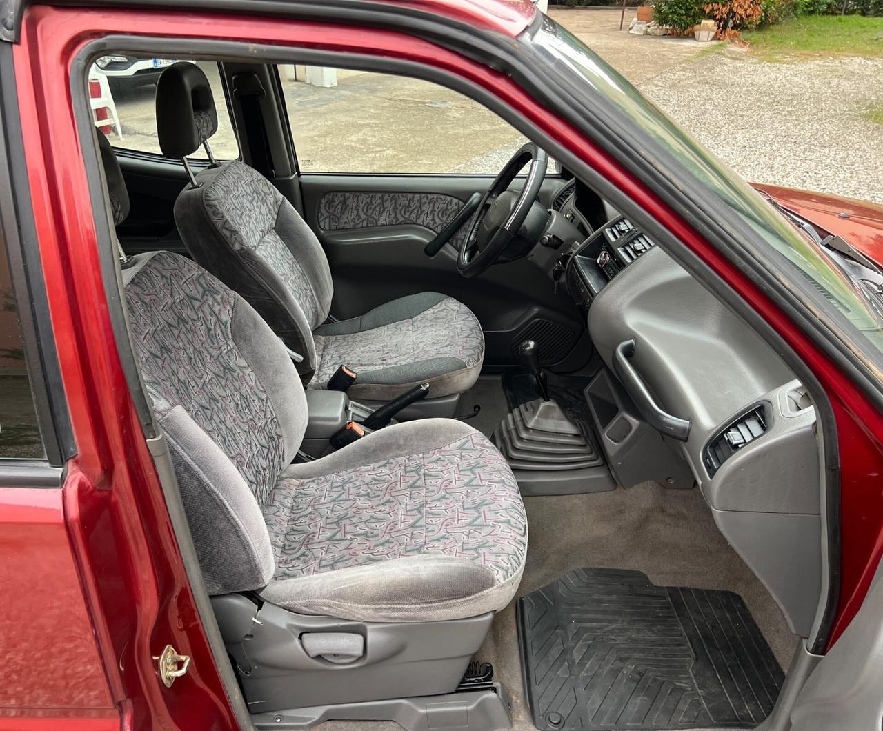 Nissan Terrano II 2.7 Tdi 3 porte SE