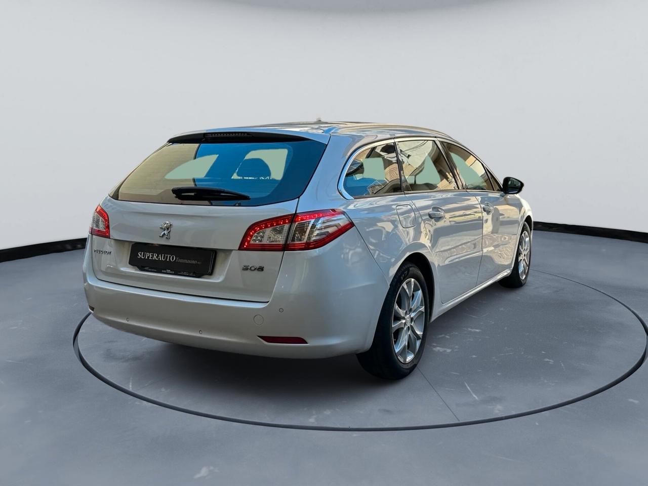 Peugeot 508 BlueHDi 120 EAT6 S&S SW Allure