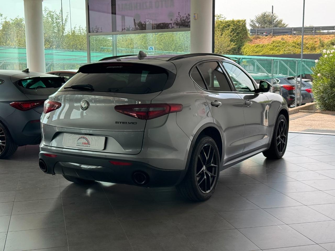 Alfa Romeo Stelvio 2.0 t B-Tech Q4 200cv AT8