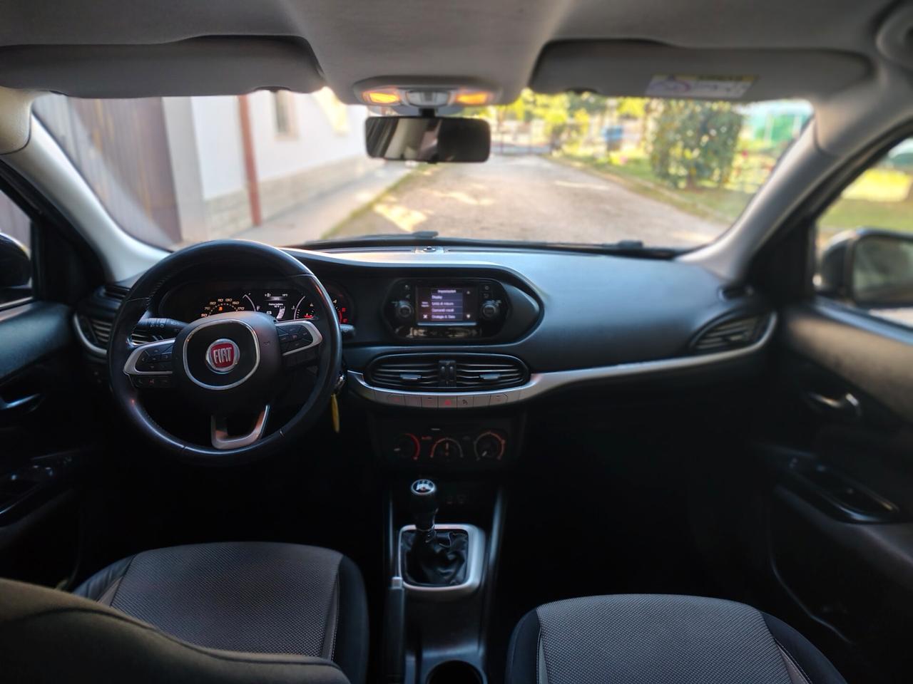 Fiat Tipo 1.3 Mjt 4 porte Easy