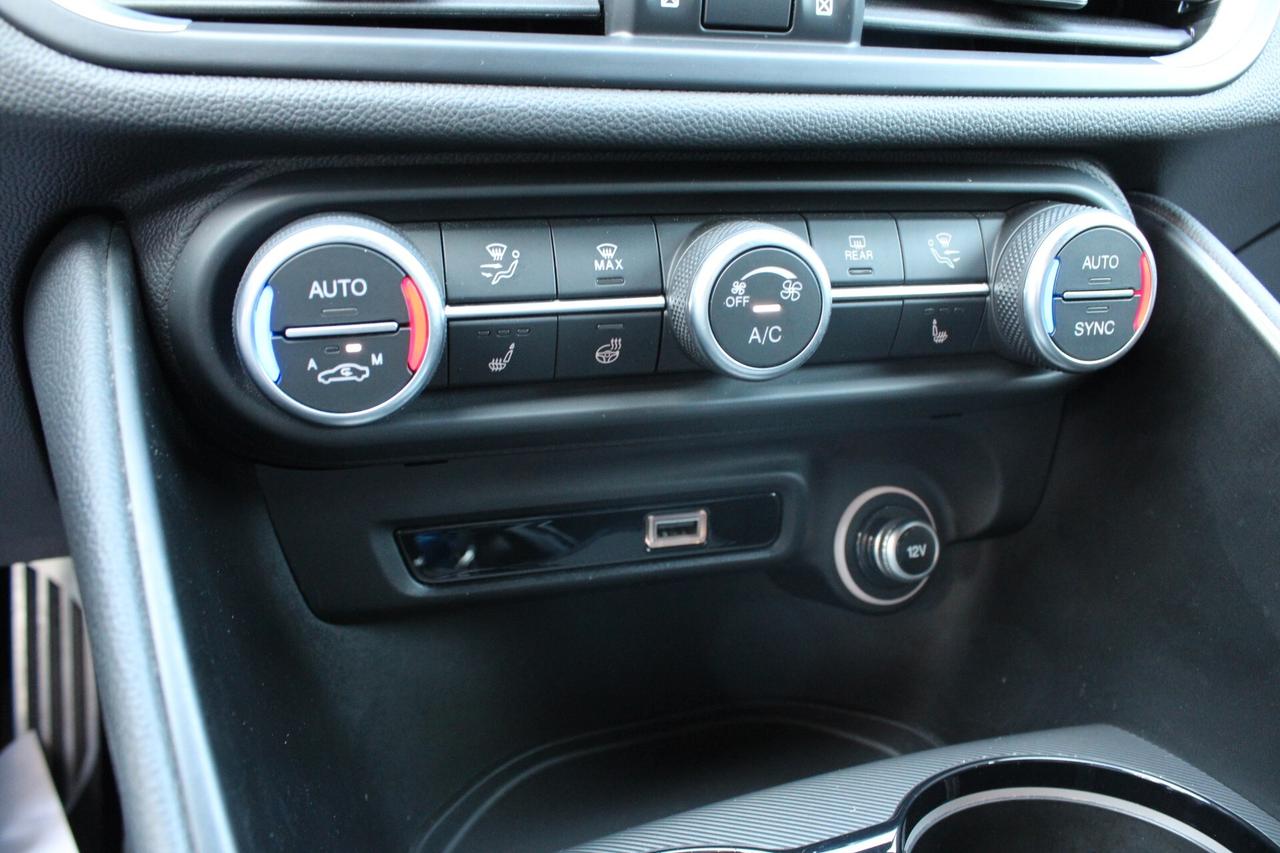 Alfa Romeo Giulia 2.2 t Veloce Q4 210 cv BLU MONTECARLO