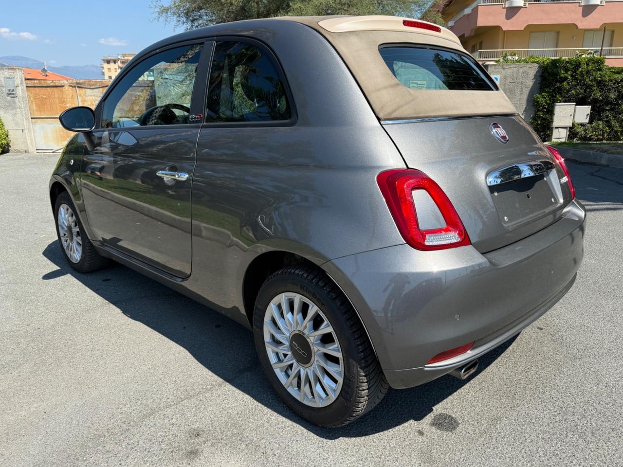 Fiat 500 C 1.0 Hybrid Lounge
