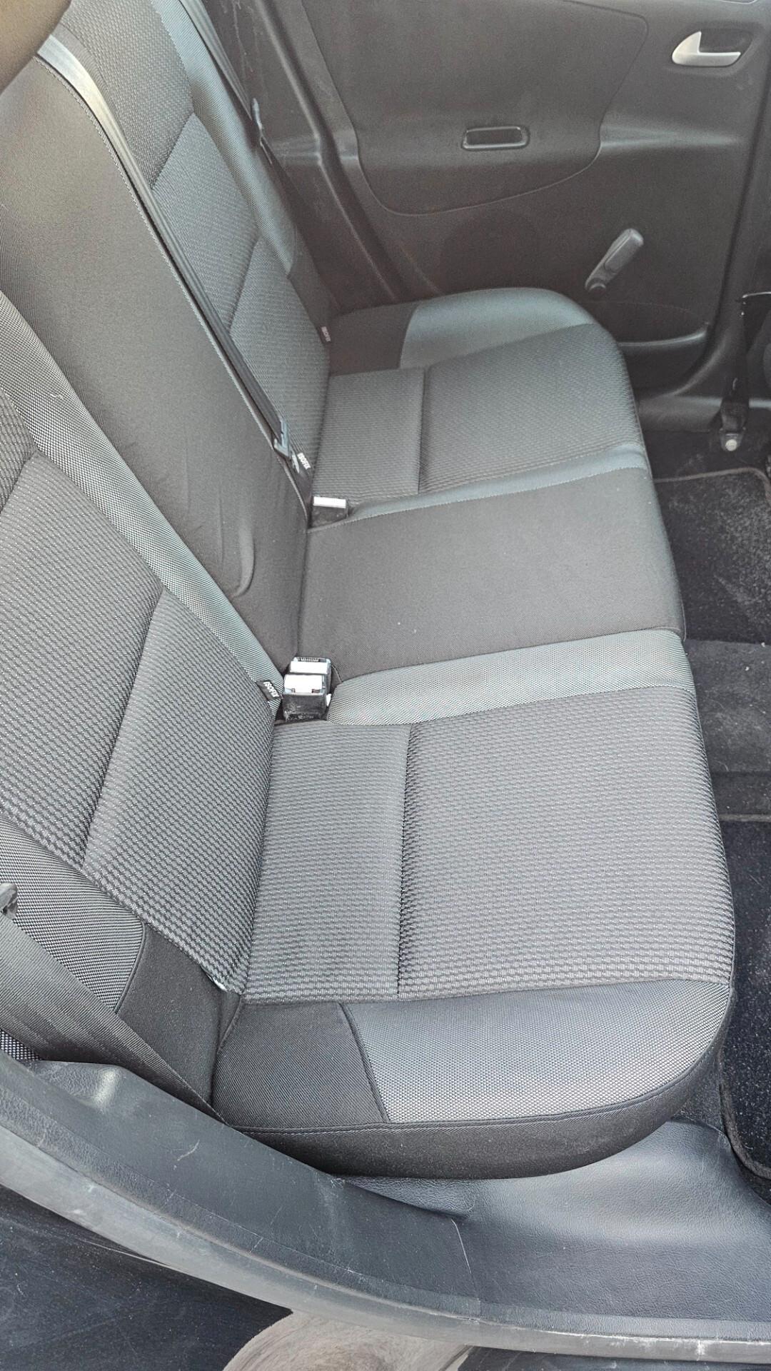 Peugeot 207 Plus 1.4 HDi 70CV 5 porte