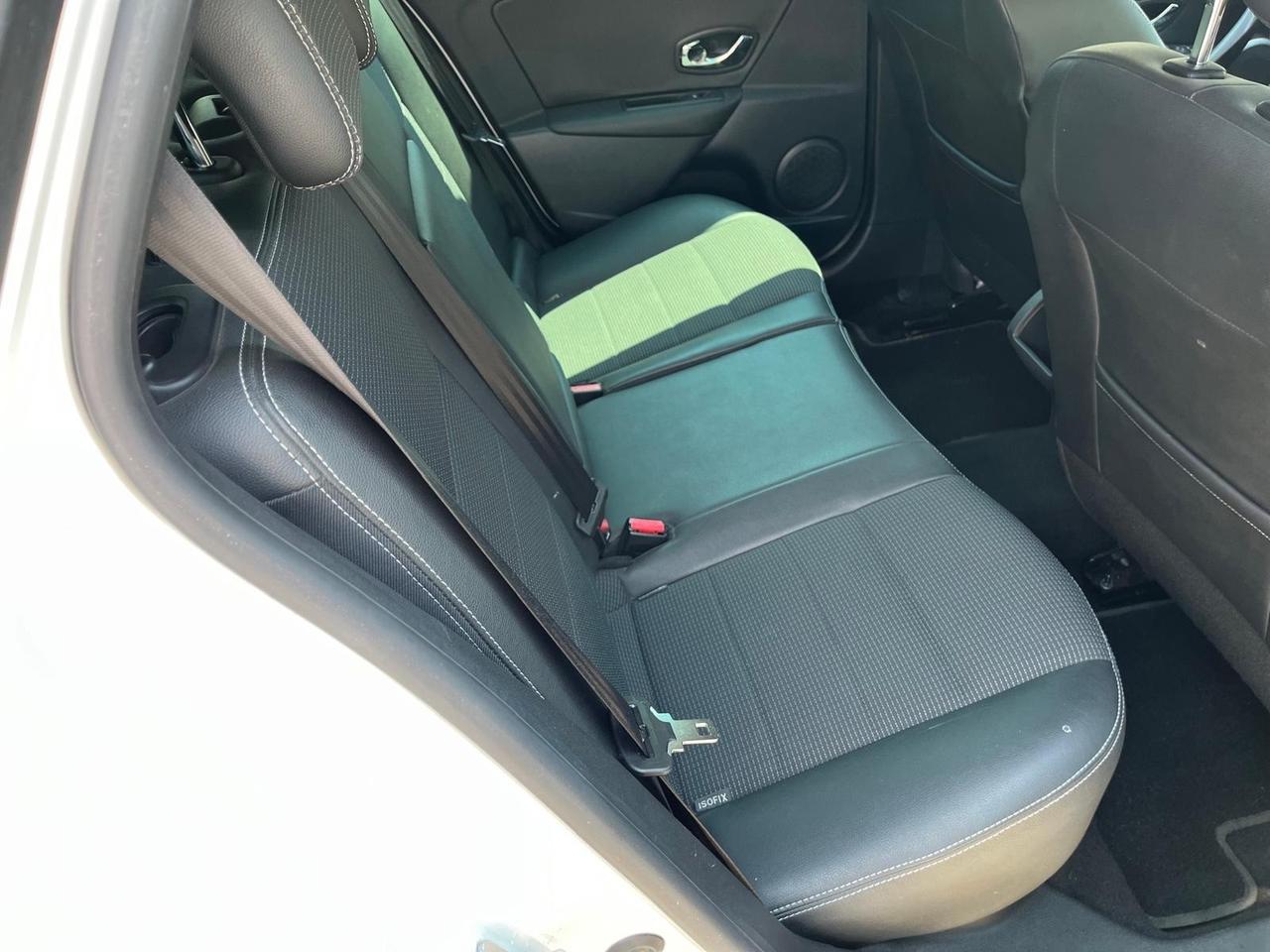 Renault megane sportour “ gtline” 1.5 dci-2012