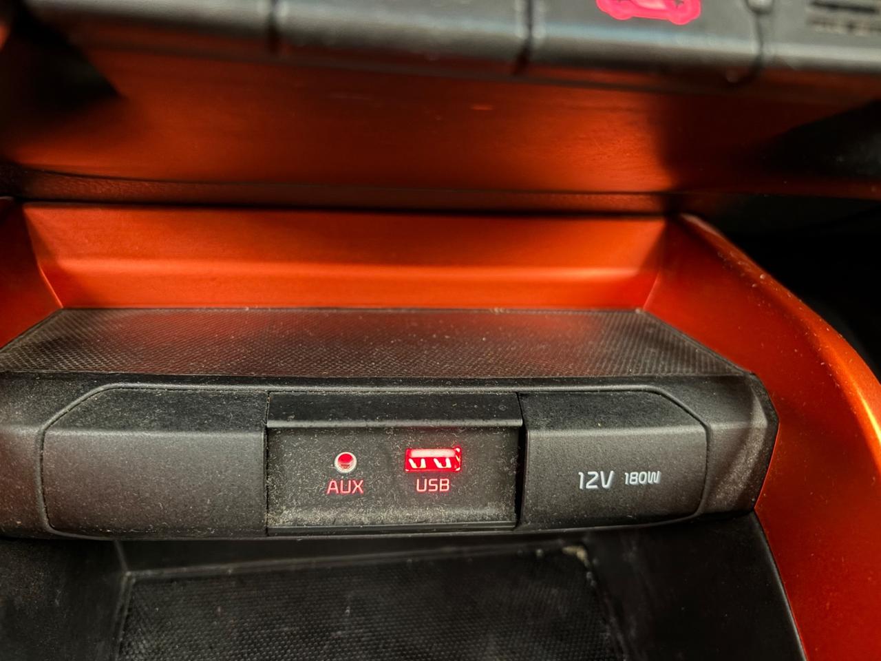 Kia Stonic 1.6 CRDi 110 CV Style Navi Perfetta !