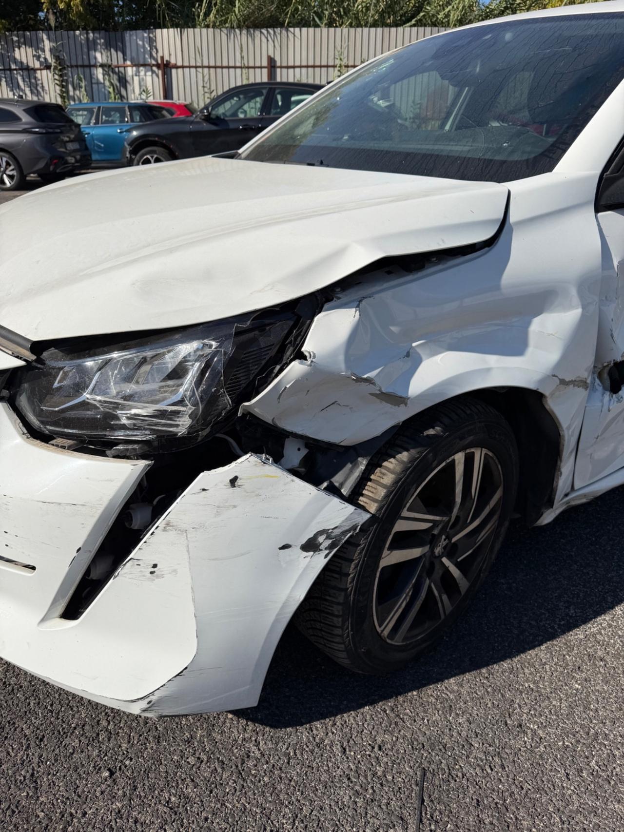 Peugeot 208 PureTech 100 Stop&Start 5 porte Allure