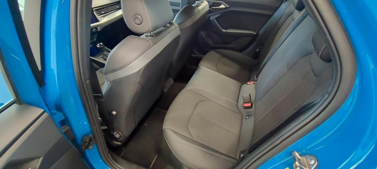 Audi A1 SPB 40 TFSI S tronic line edition