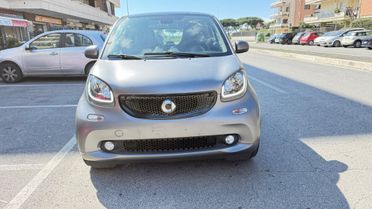 Smart ForTwo 90 0.9 Turbo twinamic Passion LED NAVI KAMERA PDC PAK SPORT BLUETOOTH PANORAMA BRACCIOLO