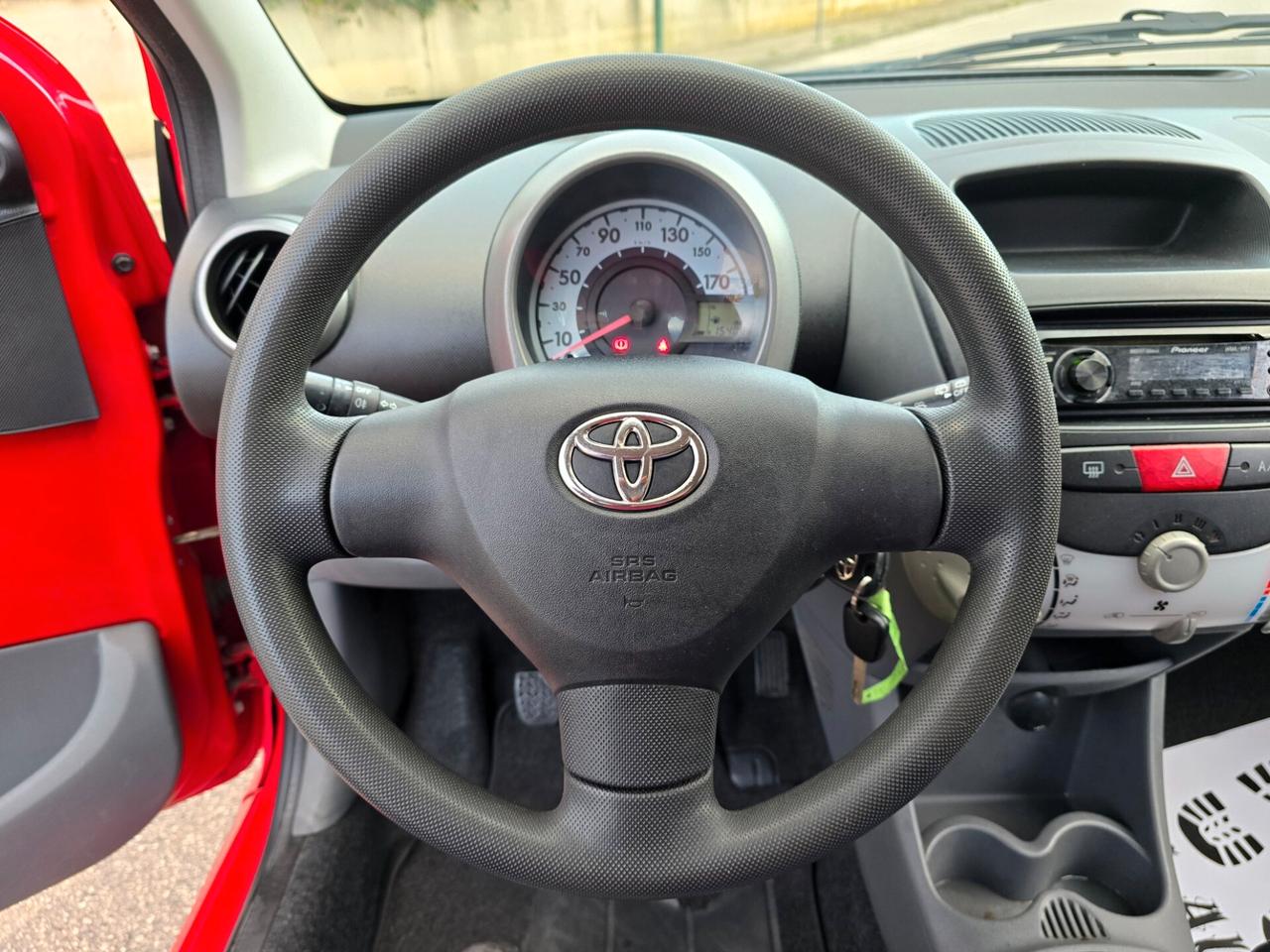 TOYOTA AYGO 1.0B CON SOLI 154.000KM DA VETRINA