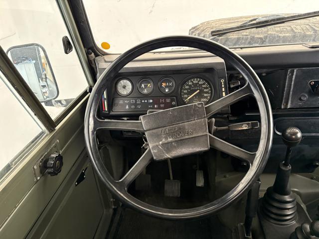 LAND ROVER Defender 90 diesel