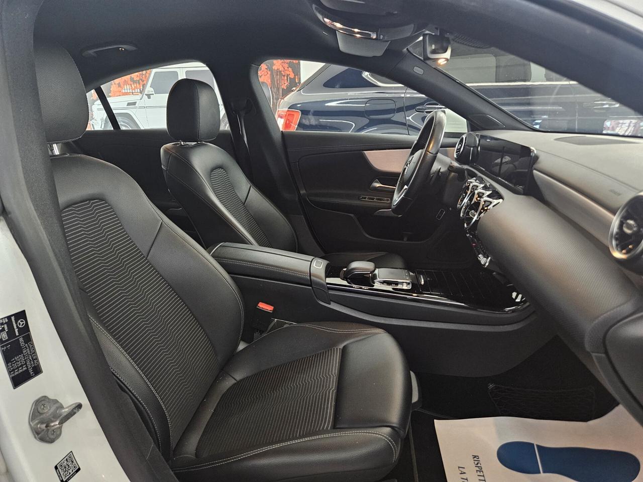 Mercedes-Benz CLA 200 Coupe d Sport auto
