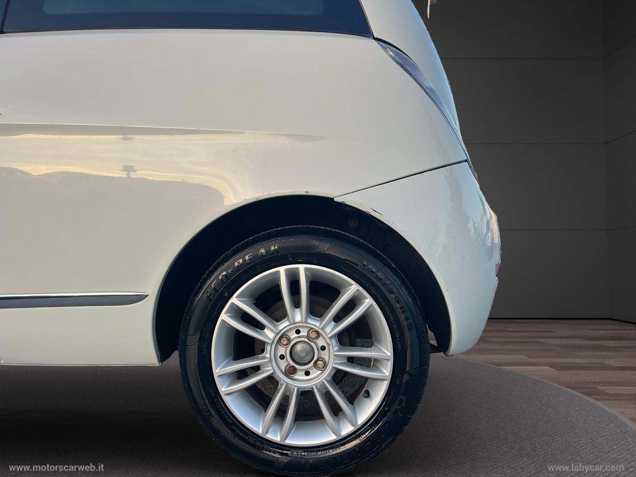 LANCIA Ypsilon 1.4 Unyca Ecochic GPL