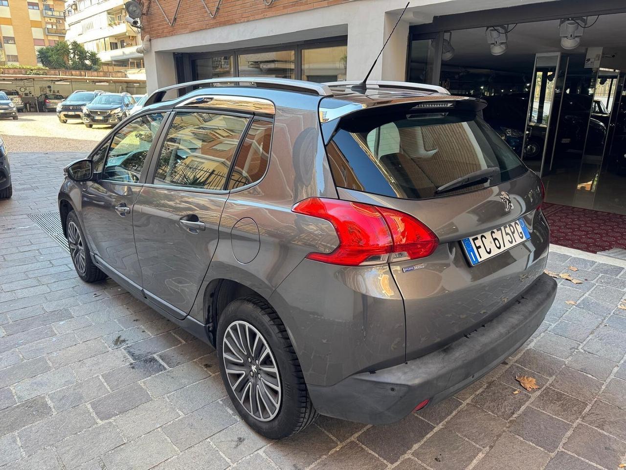 Peugeot 2008 1.2 Puretech 82 cv Allure