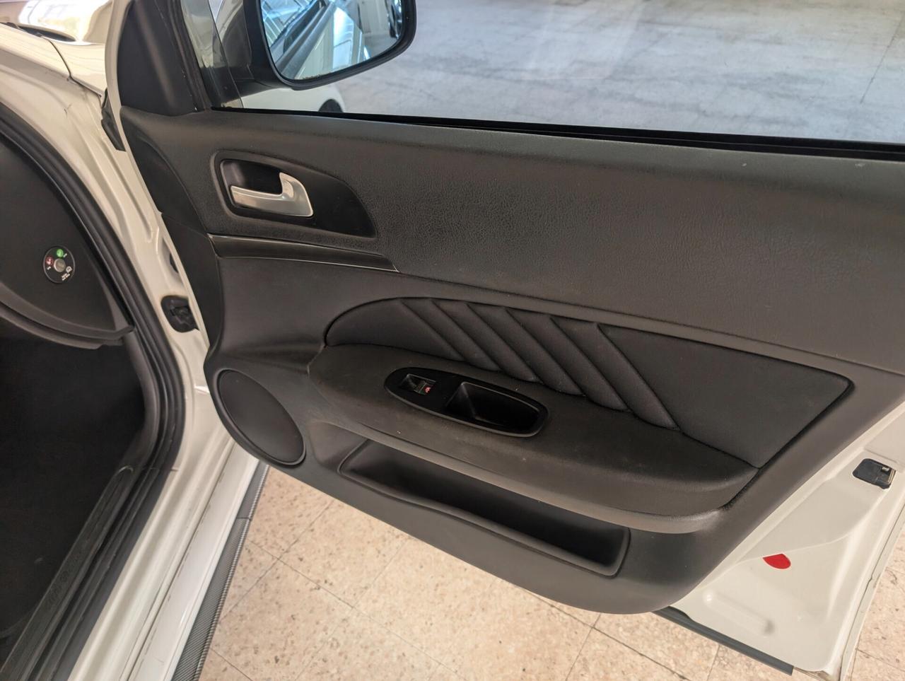 Alfa Romeo 159 2.0 JTDm 136 CV Sportwagon Super