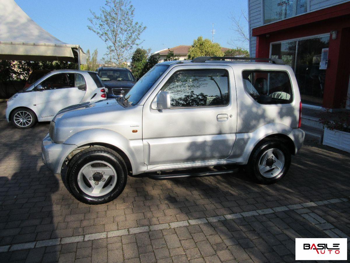 SUZUKI - Jimny - 1.3i 16V 4WD JLX Mode