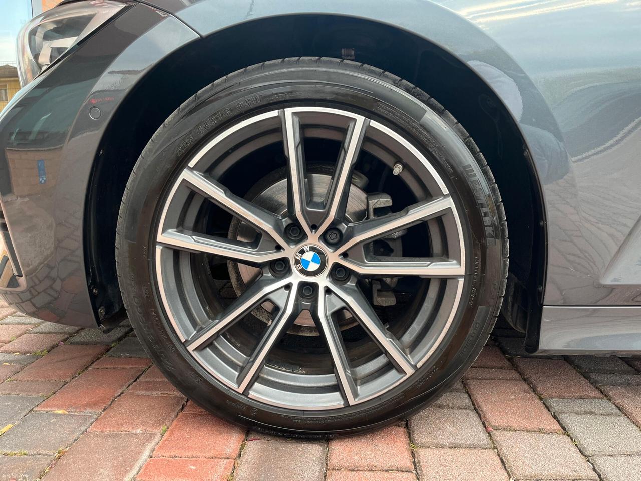 Bmw 318d 48V Touring Sport