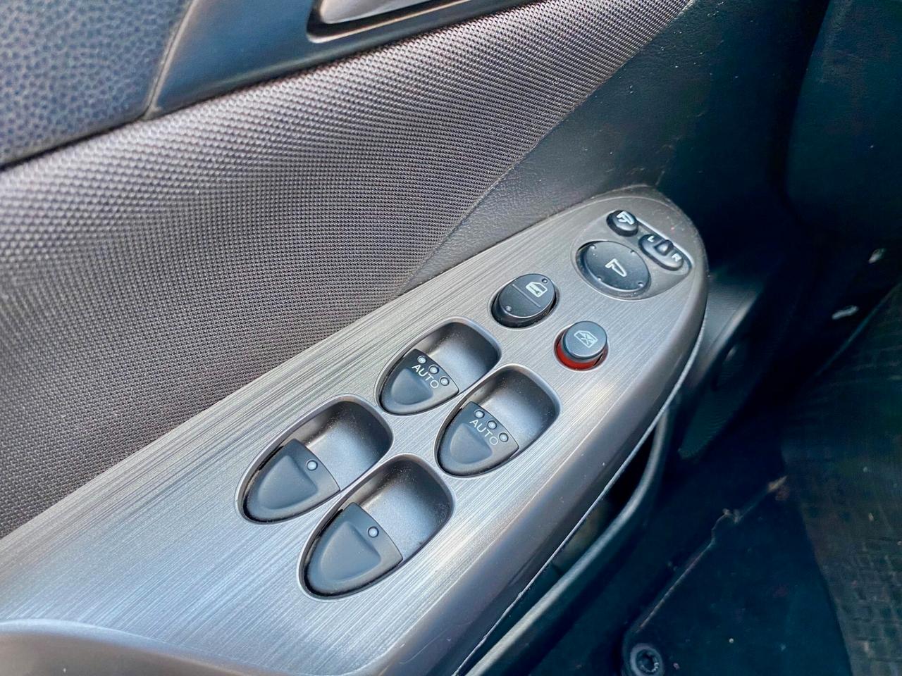 Honda Civic 5p 1.8 i-vtec auto 140cv GPL