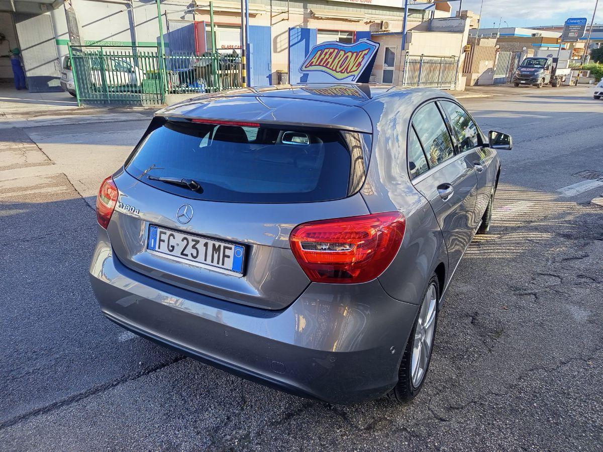 MERCEDES A180 CDI Blueefficiency Business 11/2016